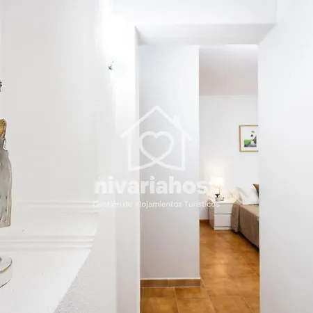 Sunrise Radazul, By Nivariahost *